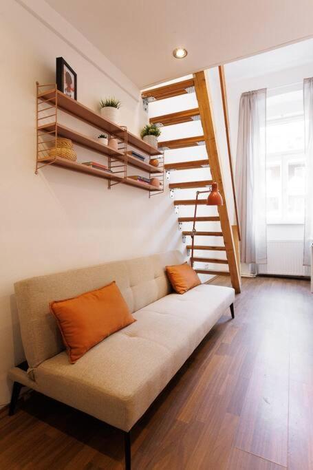 Urban Capsule Apartment - Near Mariahilfer Strasse Wien Exterior foto