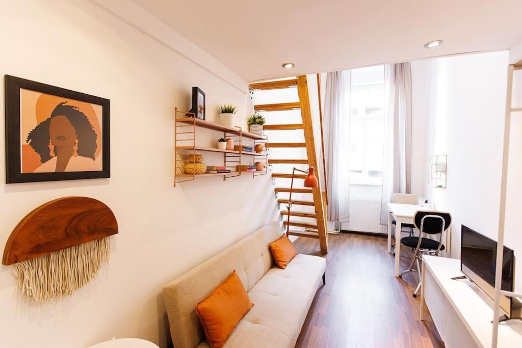 Urban Capsule Apartment - Near Mariahilfer Strasse Wien Exterior foto